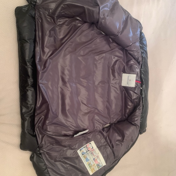 Moncler Black and Gray Puffer Vest - Picture 2 of 3